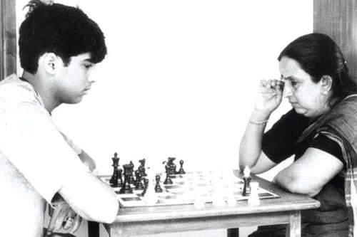 Happy Birthday Viswanathan Anand: Interesting Facts About the Wizard of  Chess - News18