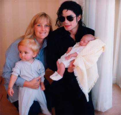 mj com familia