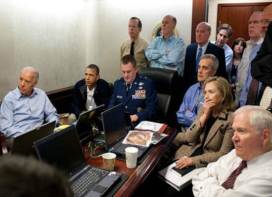 Obama e Biden aguardam atualizações sobre bin Laden