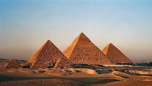 Pyramids of Giza are made up of limestones